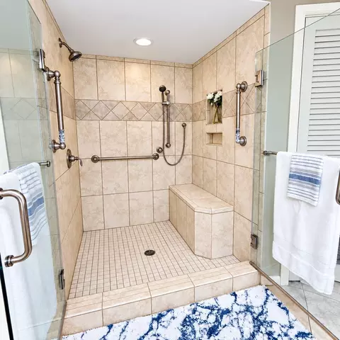 Bath - 3211 Candleknoll Dr, Spring, TX 77388 photo 3 of 5