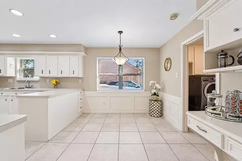Kitchen - 3211 Candleknoll Dr, Spring, TX 77388 photo 5 of 5