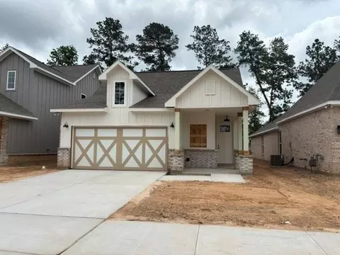 11211 Moccasin Dr, Montgomery, TX 77316