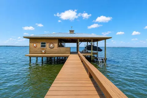 Exterior - 237 Vivian Rd, Onalaska, TX 77360 photo 5 of 8
