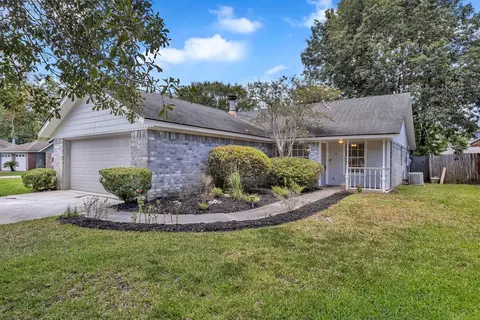 13050 Westchester Ln, Beaumont, TX 77713