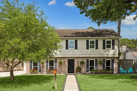 306 Greenpark Dr, Houston, TX 77079