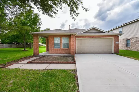 8902 Grand Villa Ln, Richmond, TX 77407
