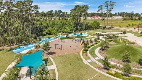 View/Area - 782 Falling Cave Dr, Willis, TX 77378 photo 8 of 8
