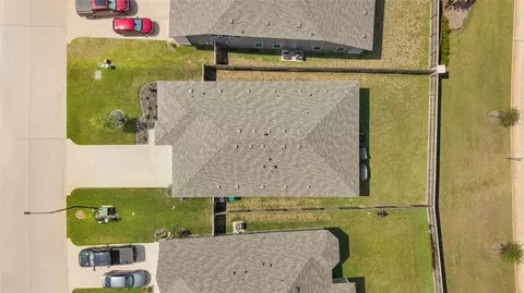 View/Area - 782 Falling Cave Dr, Willis, TX 77378 photo 3 of 8