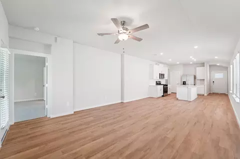 Living - 14175 Granger Pointe Ln, Conroe, TX 77302 photo 2 of 6