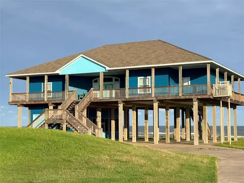 1432 County Road 230, Sargent, TX 77414