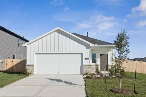 602 Amber Falls Dr, Montgomery, TX 77356