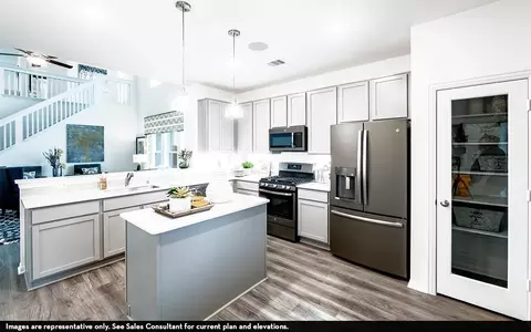 Kitchen - 10977 Runway Rd, Conroe, TX 77303 photo 3 of 5