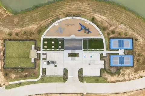 View/Area - 10977 Runway Rd, Conroe, TX 77303 photo 9 of 17