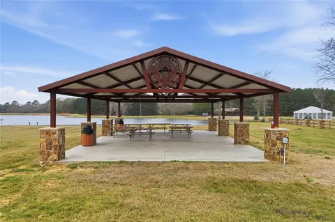 15466 Red Hawk Rd, Willis, TX 77378 photo 3