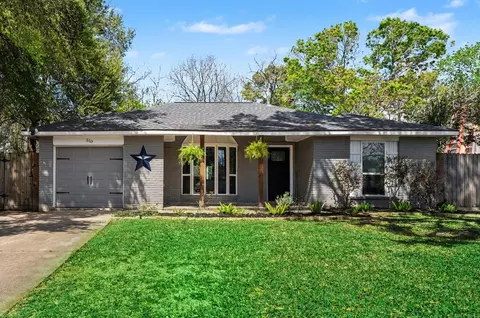 510 Brandywyne Dr, Friendswood, TX 77546