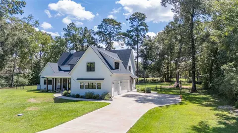 27510 Golf View Ln, Huffman, TX 77336