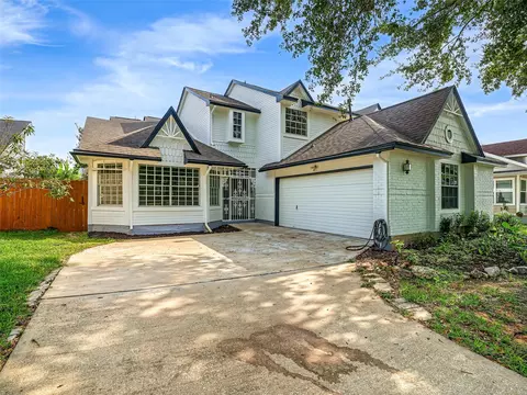 12738 Ashford Meadow Dr, Houston, TX 77082