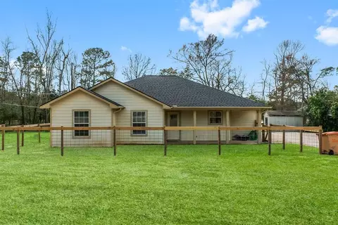 3968 Sam Houston Rd, Willis, TX 77378 photo 1
