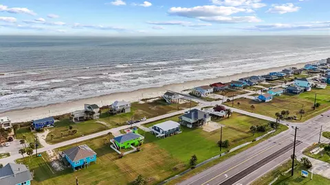 16526 Jamaica Beach Rd, Jamaica Beach, TX 77554