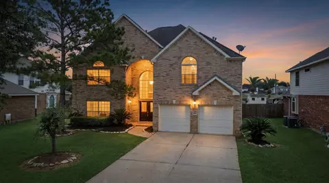 1206 Riverchase Dr, Richmond, TX 77469