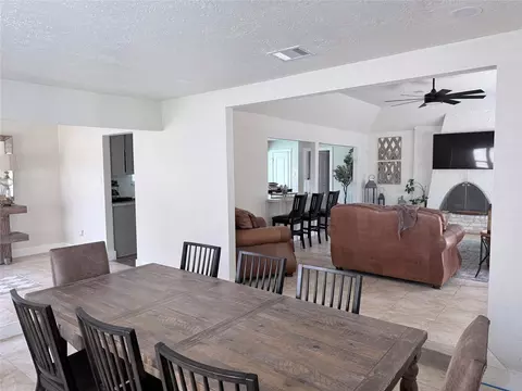 Dining - 4012 Chile Dr, Pasadena, TX 77504 photo 2 of 2