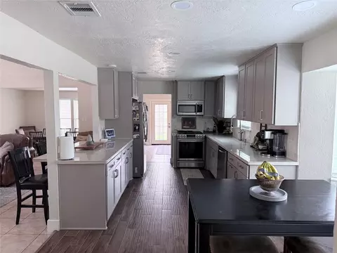 Kitchen - 4012 Chile Dr, Pasadena, TX 77504 photo 1 of 1