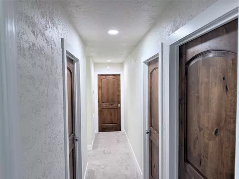 Entry Way - 4012 Chile Dr, Pasadena, TX 77504 photo 1 of 3