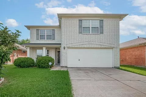 9714 Angleside Ln, Sugar Land, TX 77498