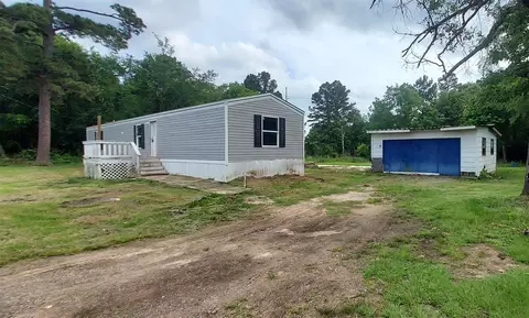 201 An County Road 2128, Palestine, TX 75801