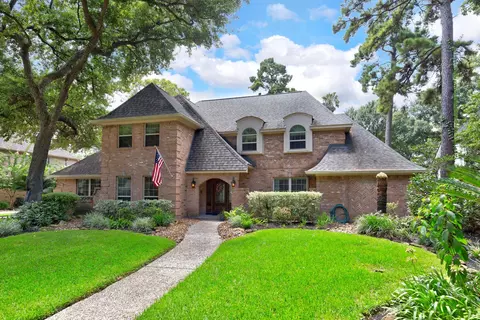 5619 Willow Walk St, Houston, TX 77069
