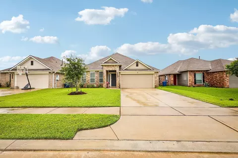 2702 Aquamarine Ct, Texas City, TX 77591