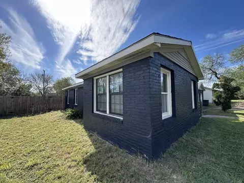 810 E Bowie Ave, Harlingen, TX 78550