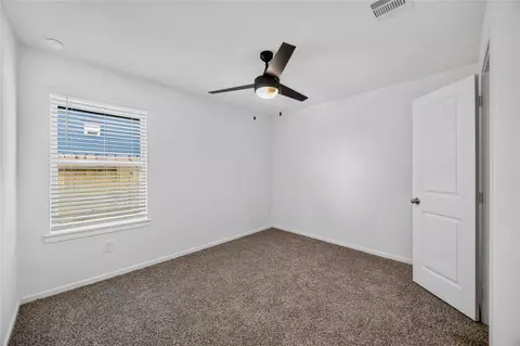 Bedroom - 5214 Purple Beebalm Ln, Houston, TX 77048 photo 1 of 3