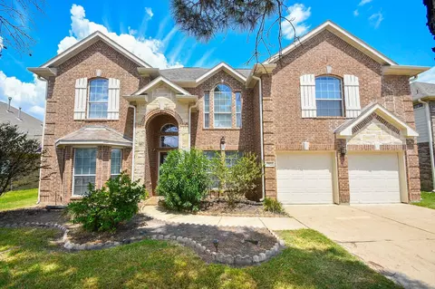 7522 Eastwood Lake Ln, Richmond, TX 77407