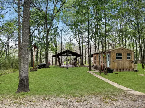 4550 Cypress Lakes Cir, Cleveland, TX 77327