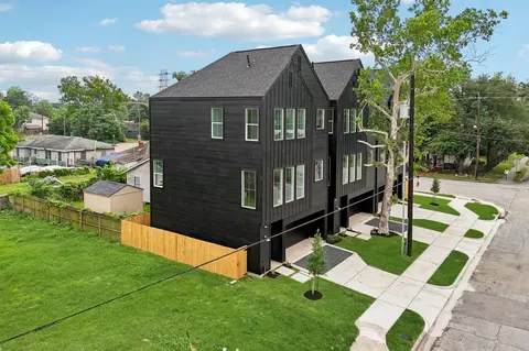 4506 Terry St, Houston, TX 77009