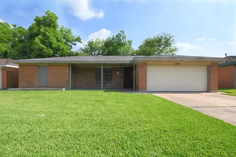 807 Turney Dr, Houston, TX 77038