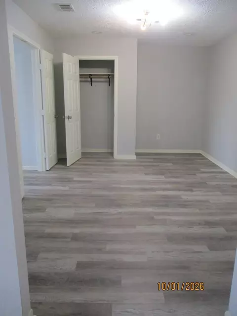 Bedroom - 25 Dover Dr, Conroe, TX 77304 photo 2 of 2