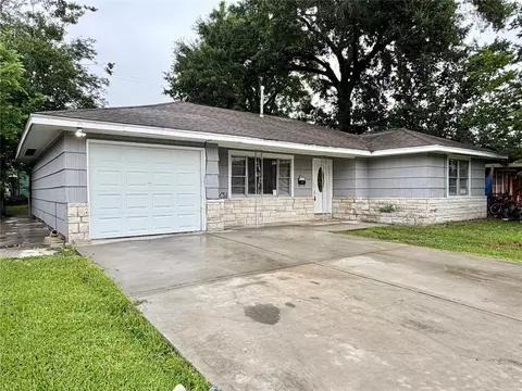 702 Loper St, Houston, TX 77017