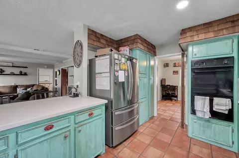 Kitchen - 25610 Walnut Grove Cir, Spring, TX 77380 photo 3 of 3