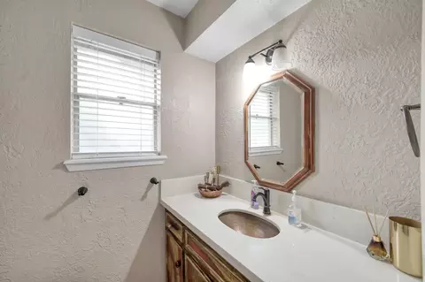 Bath - 25610 Walnut Grove Cir, Spring, TX 77380 photo 1 of 3