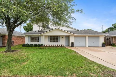 822 N Kaufman Dr, Deer Park, TX 77536