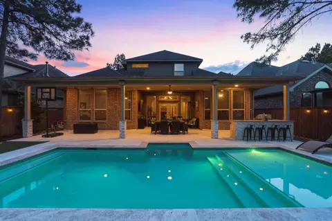 127 Lindenberry Cir, The Woodlands, TX 77389