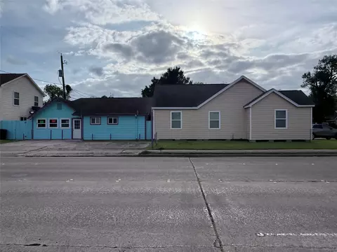6946 Moss Rose St, Houston, TX 77087