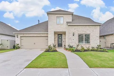 5010 Walnut Grove Ln, Manvel, TX 77578