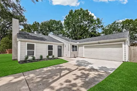 12238 Briar Forest Dr, Houston, TX 77077