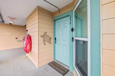 9520 Seawall Blvd #254, Galveston, TX 77554