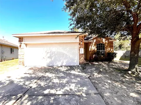 20330 Pine Water Ln, Tomball, TX 77375