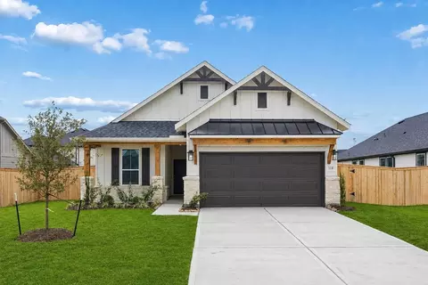 318 Ruby Ford Dr, Cove, TX 77523