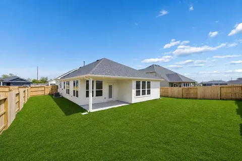 Exterior - 318 Ruby Ford Dr, Cove, TX 77523 photo 3 of 4