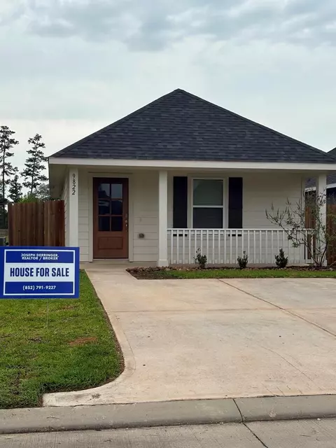 9822 Emerald Stone Way, Conroe, TX 77306