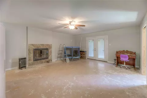 Living - 134 Deer Run Rd, Trinity, TX 75862 photo 5 of 5
