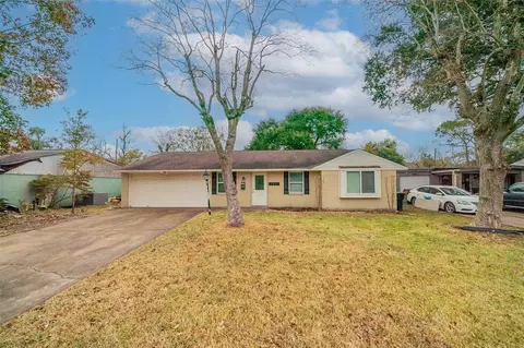 12411 Landsdowne Dr, Houston, TX 77035
